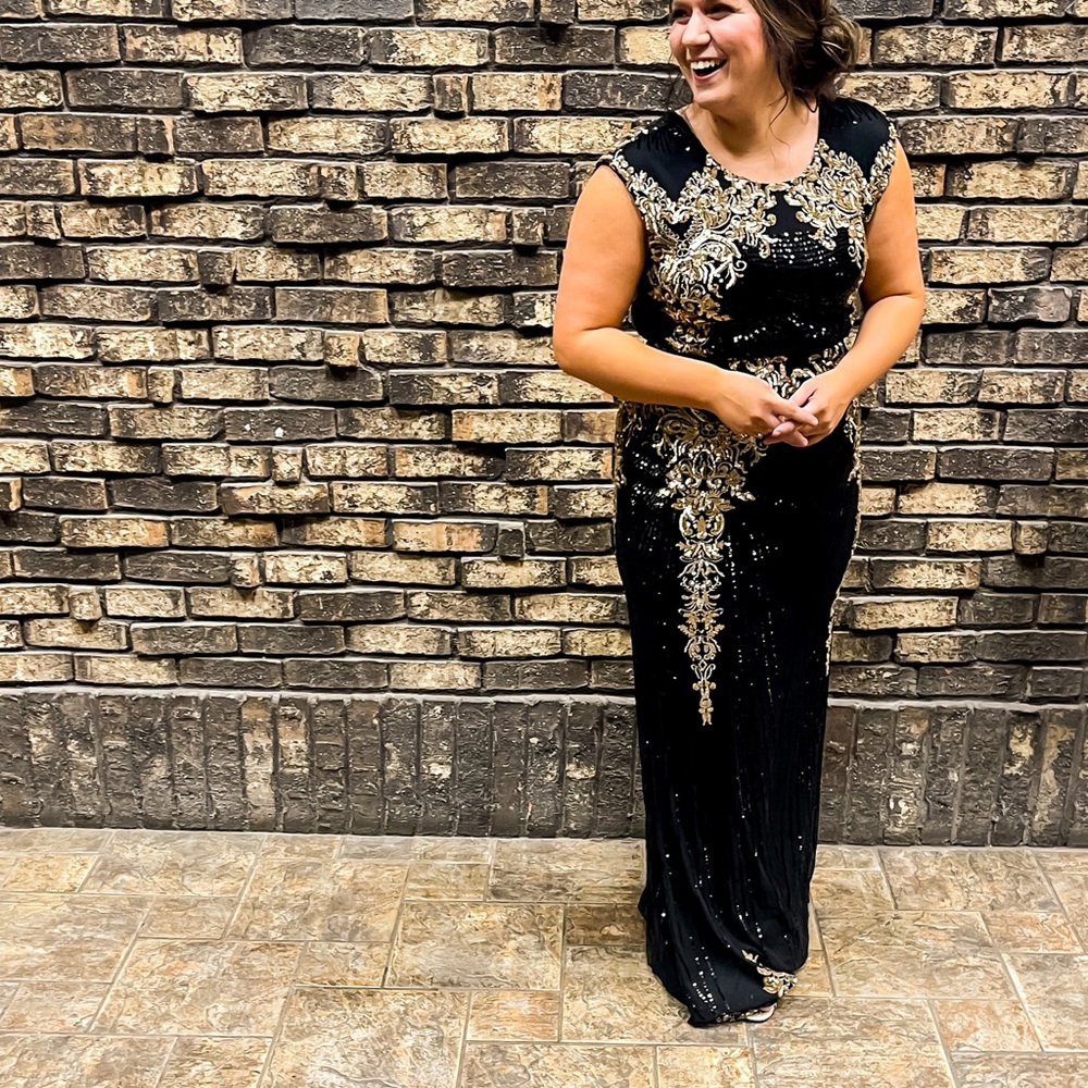 Azura Gown Black and Gold